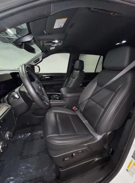 Used 2025 Chevrolet Tahoe LT AWD/4WD image 19
