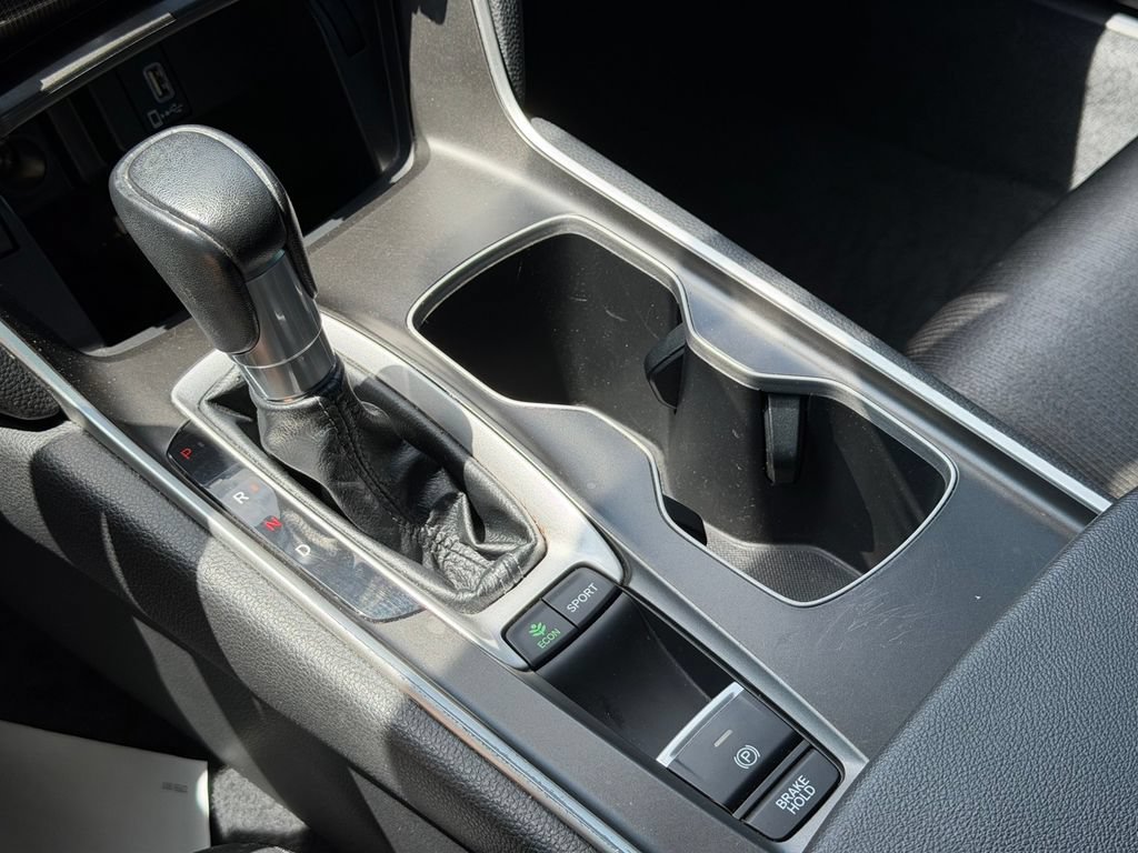Used 2019 Honda Accord Sport image 17