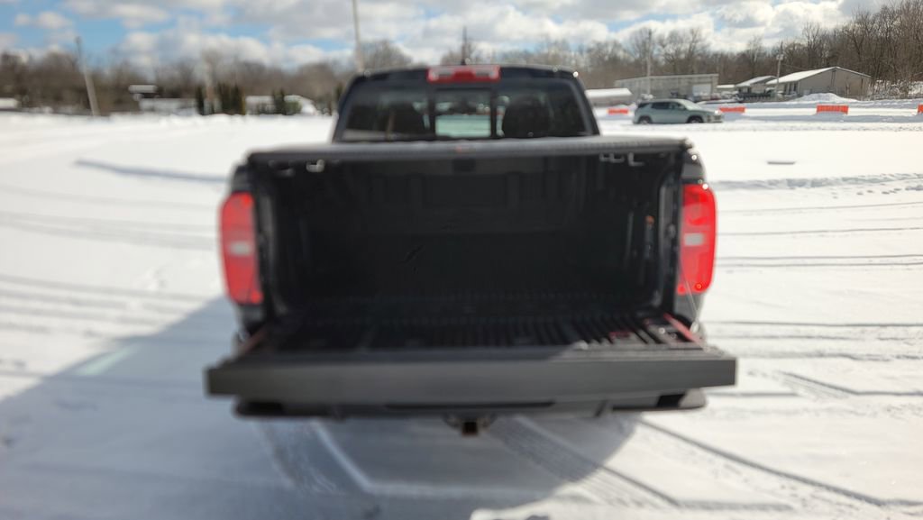 Used 2016 Chevrolet Colorado LT w/ LT Convenience Package image 12