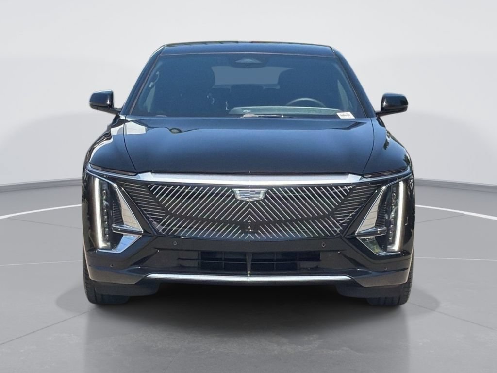 Certified 2024 Cadillac Lyriq Luxury RWD image 2
