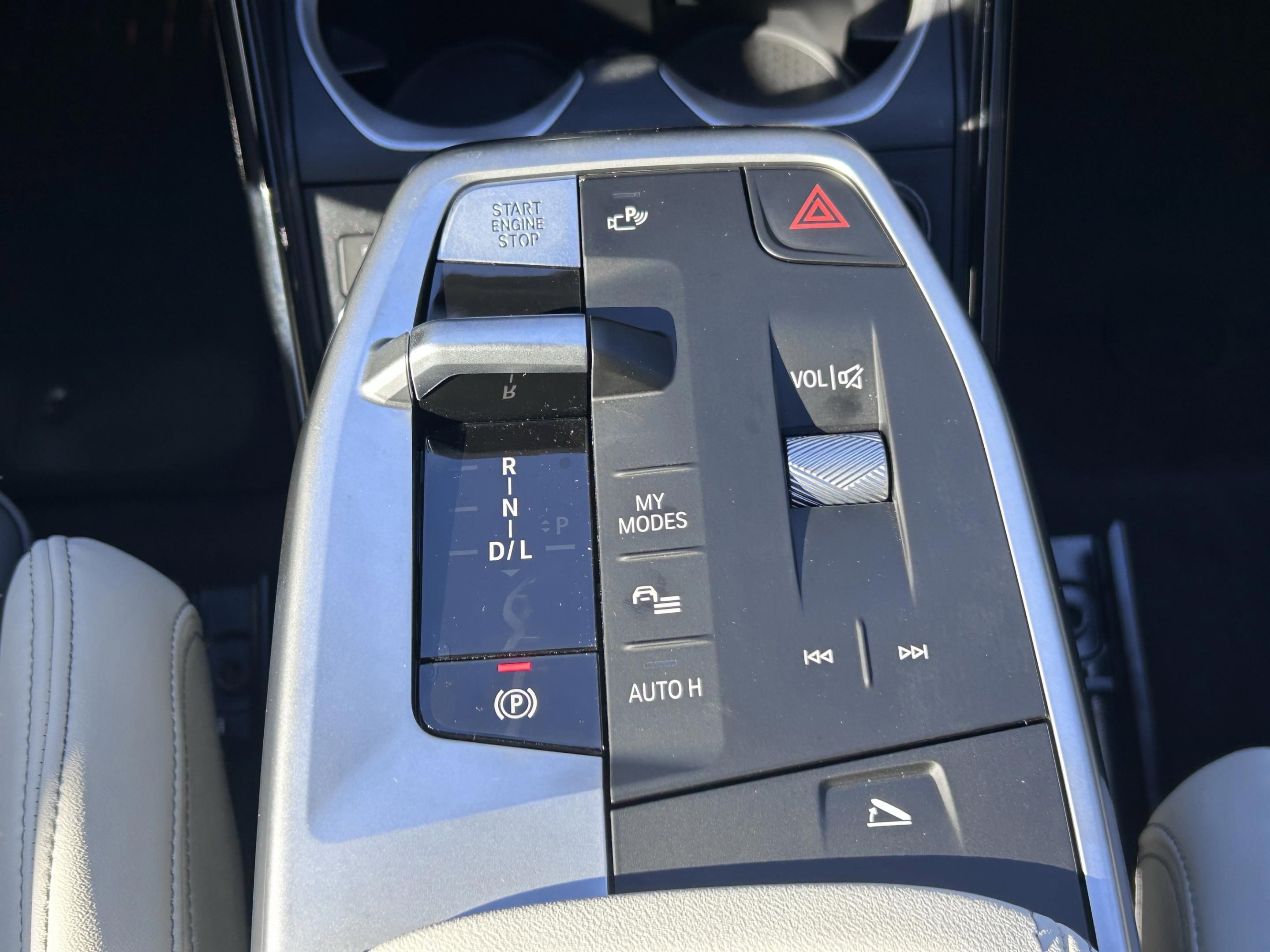 Used 2026 BMW X1 xDrive28i w/ Technology Package image 12