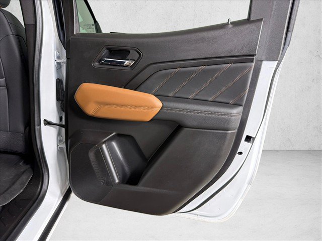 Used 2025 GMC Canyon AT4 AWD/4WD image 17