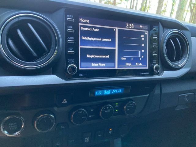 Used 2021 Toyota Tacoma TRD Off-Road image 31