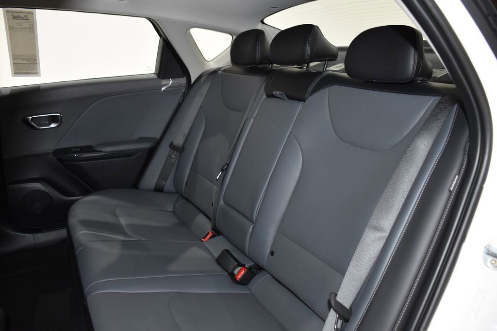 New 2026 Kia K4 EX image 28