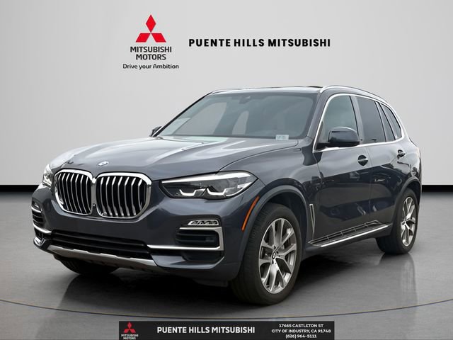 Used 2019 BMW X5 xDrive50i w/ Parking Assistance Package AWD/4WD image 1