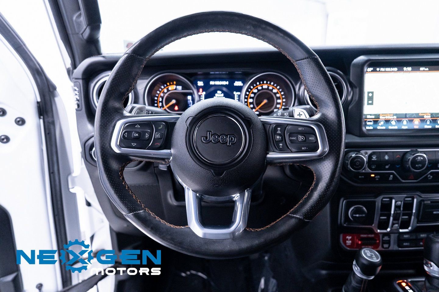 Used 2023 Jeep Wrangler Unlimited Rubicon 392 w/ Xtreme Recon 35" Tire Package image 19