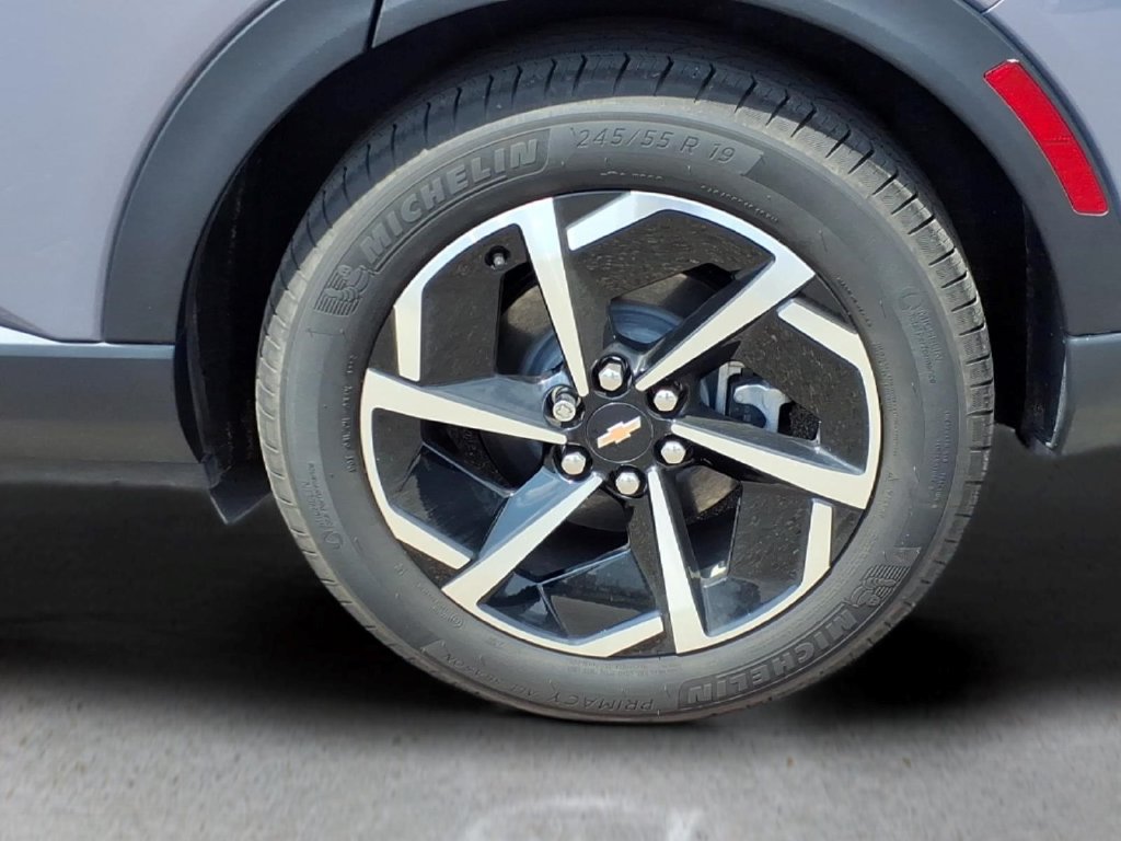 Used 2026 Chevrolet Equinox EV LT FWD image 26
