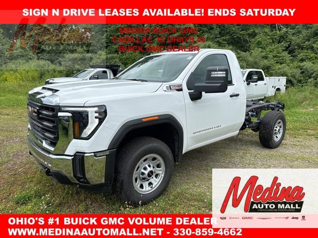New 2025 GMC Sierra 3500 Pro w/ Convenience Package