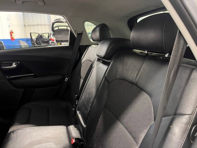 Used 2018 Kia Niro EX image 18