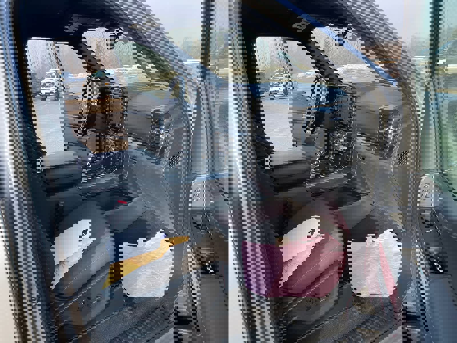 Certified 2023 Ford F150 XLT w/ Equipment Group 302A High image 17