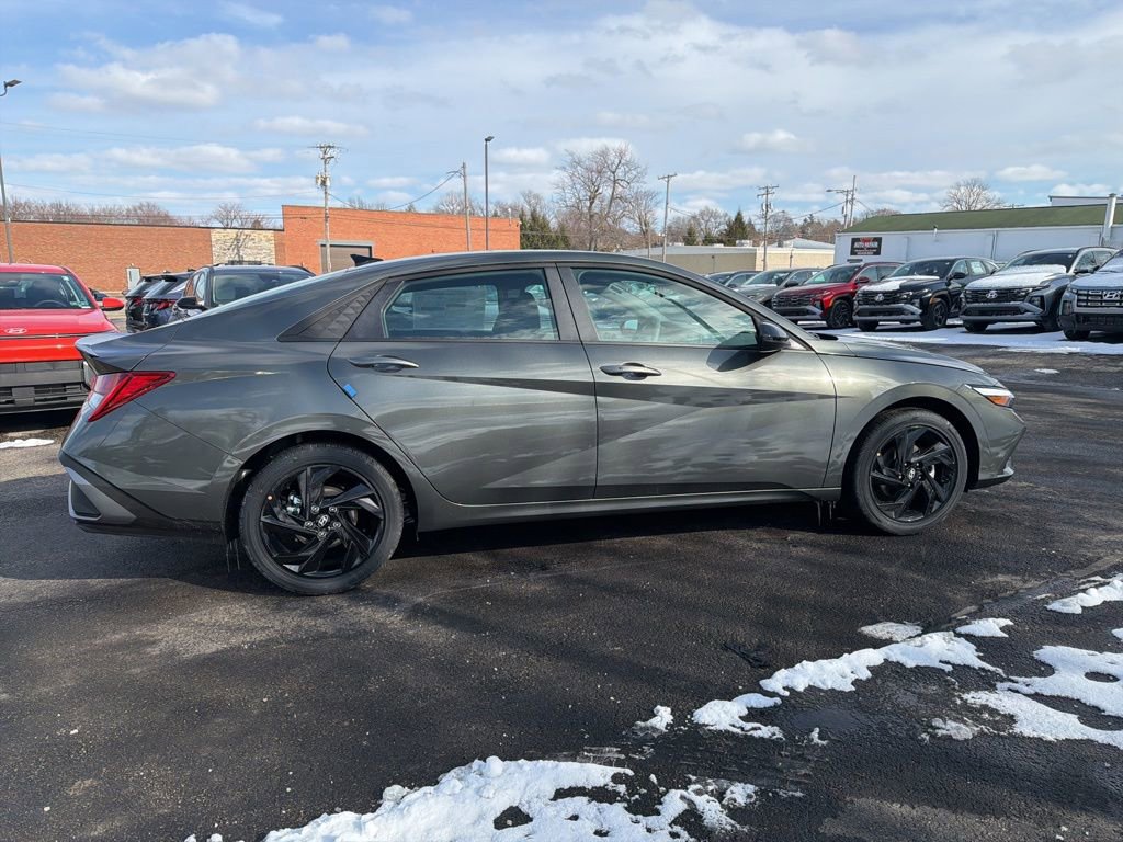 New 2026 Hyundai Elantra Sport image 8