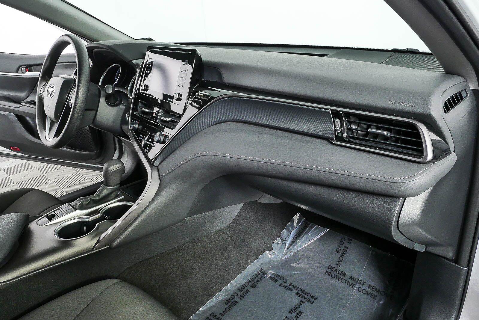 Used 2024 Toyota Camry LE FWD image 21