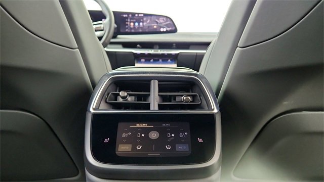 Used 2024 Lucid Air Touring image 52