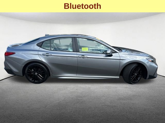 Used 2025 Toyota Camry SE w/ Convenience Package image 12