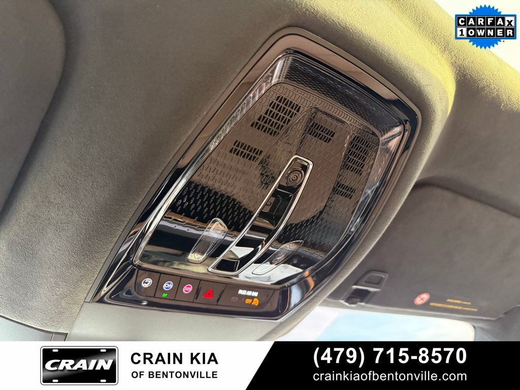 Used 2026 Cadillac Escalade IQL Luxury image 19