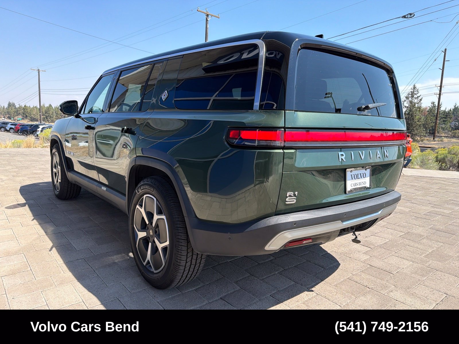 Used 2024 Rivian R1S Adventure Dual AWD/4WD image 5