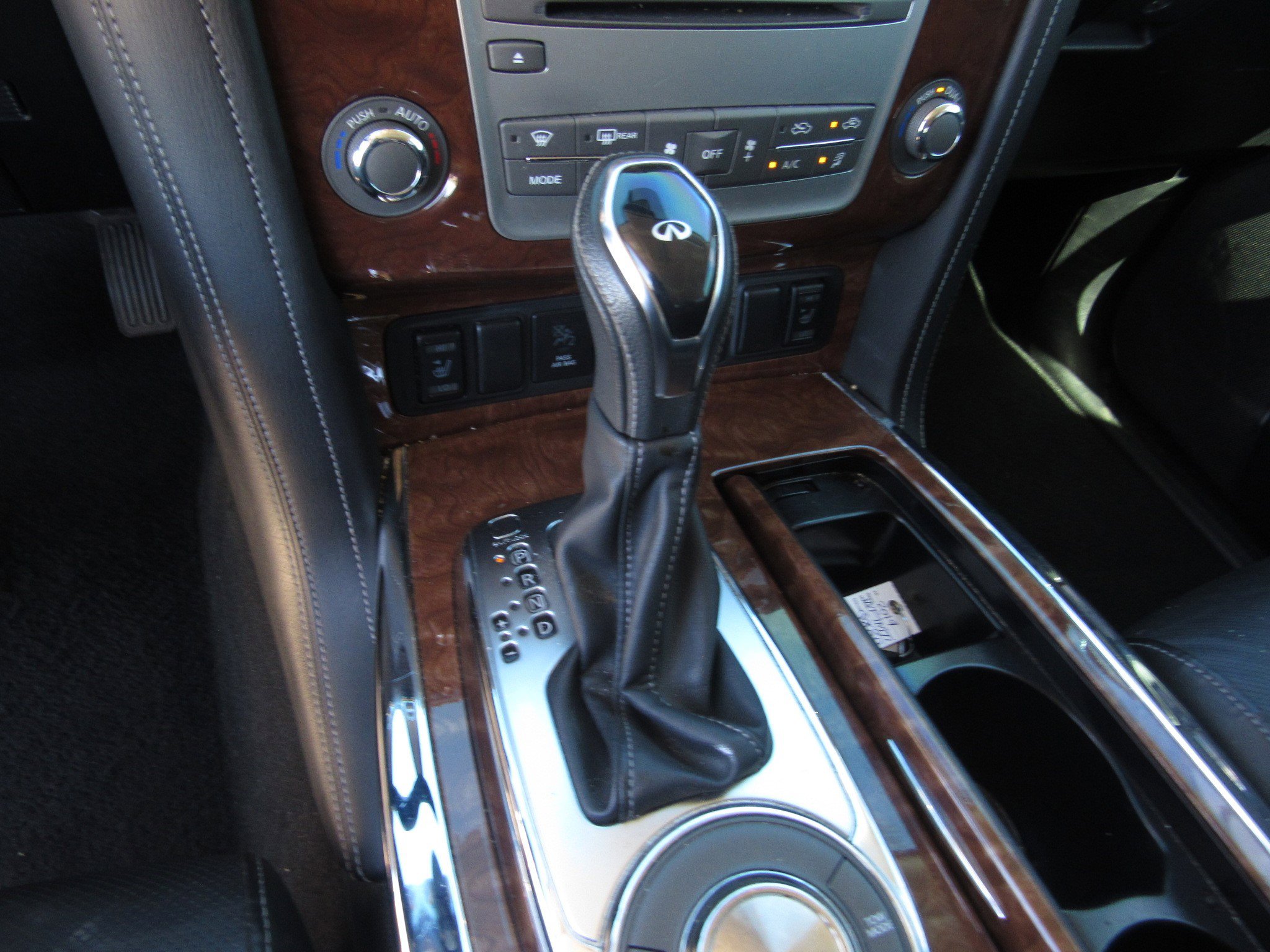 Used 2019 INFINITI QX80 Luxe w/ Proassist Package image 23