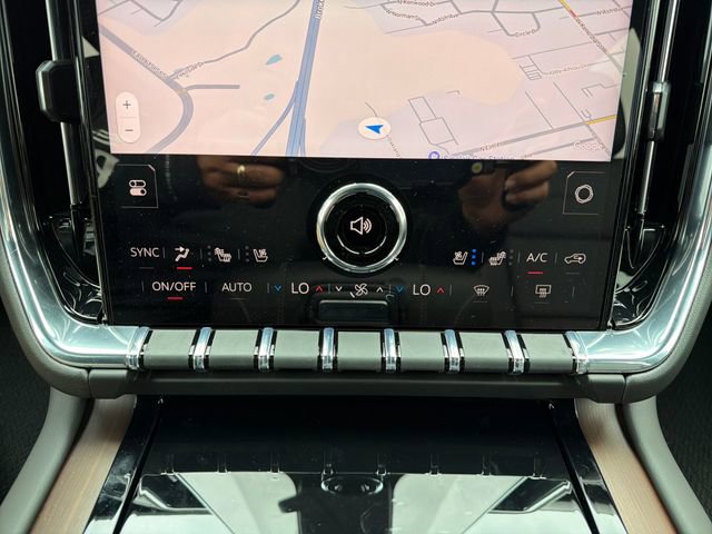 New 2026 GMC Yukon XL Denali w/ Denali Reserve Package AWD/4WD image 14
