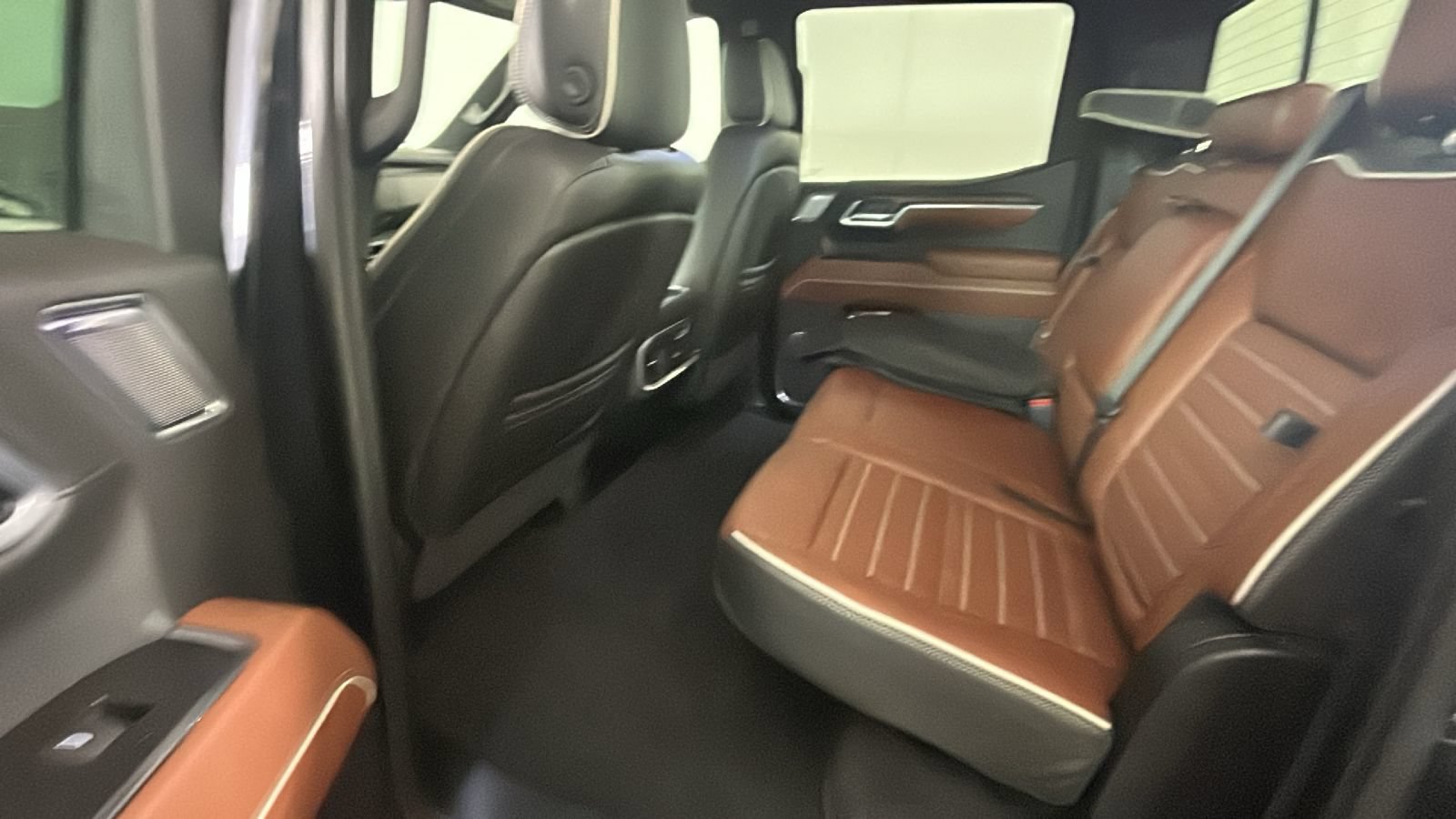 Used 2025 GMC Sierra 1500 Denali Ultimate AWD/4WD image 32