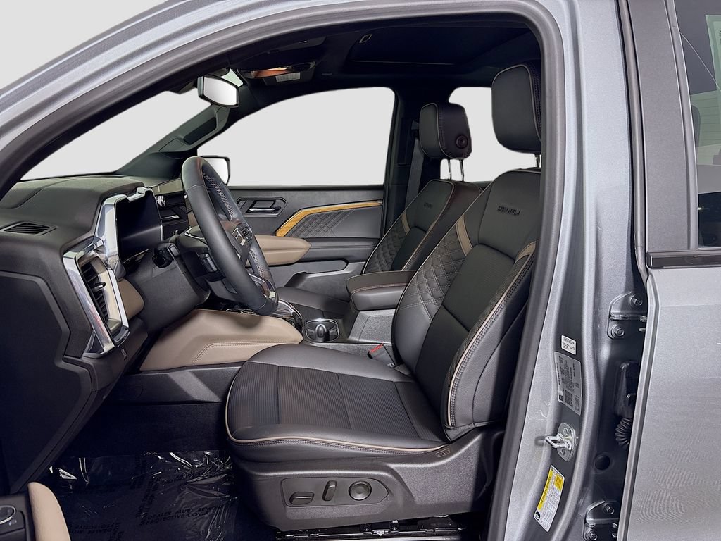 Certified 2025 GMC Canyon Denali AWD/4WD image 25