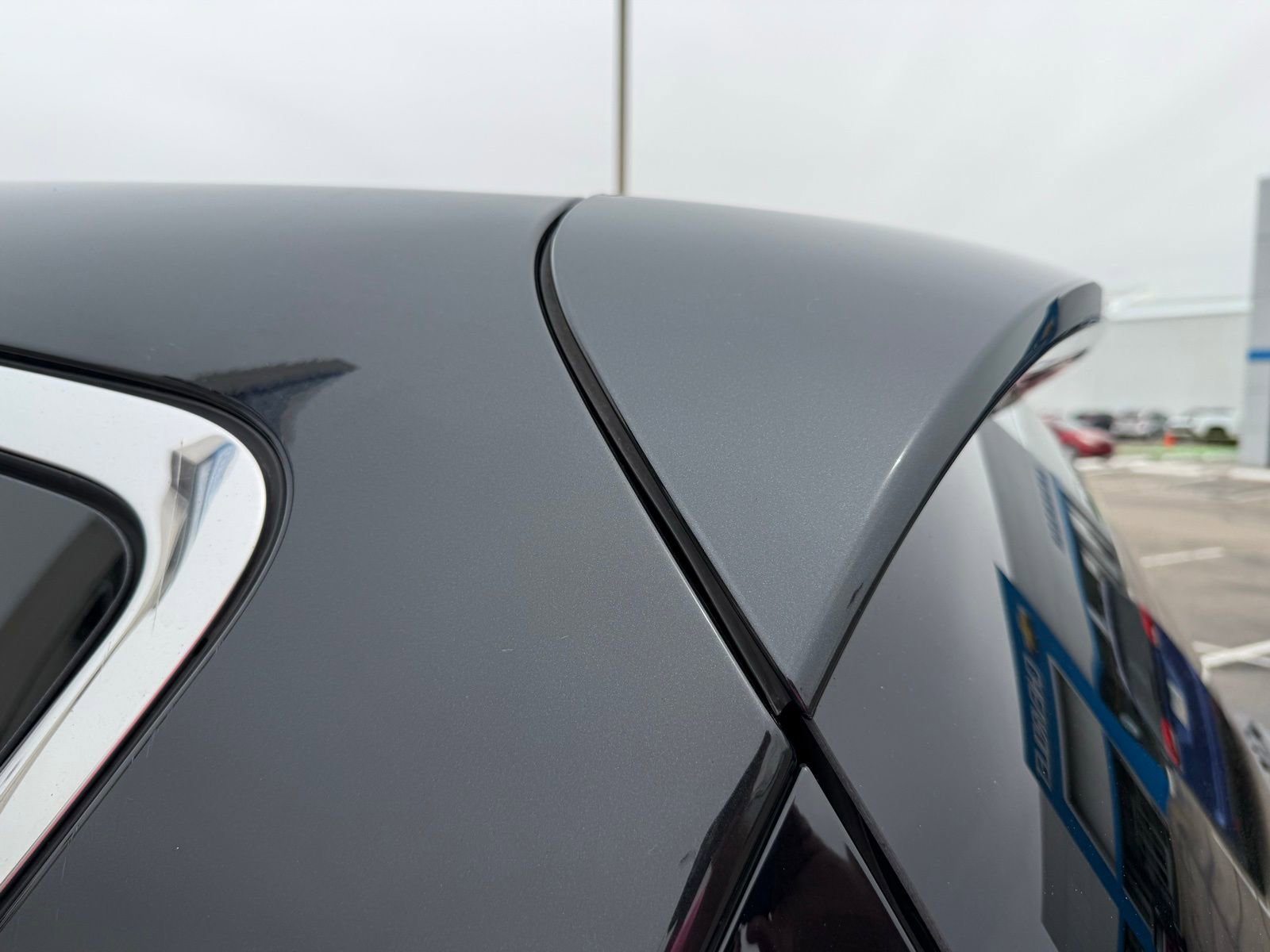 Used 2023 Chrysler Pacifica Touring-L image 8