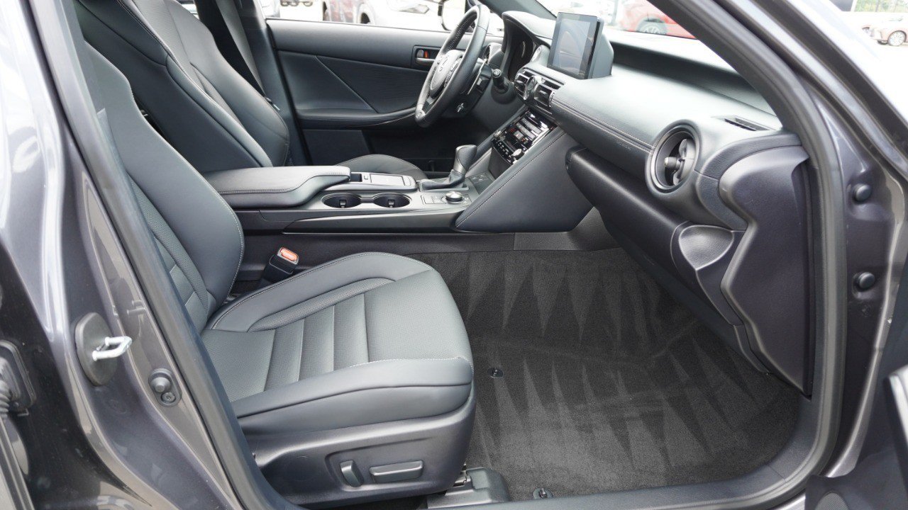 Certified 2023 Lexus IS 350 F Sport w/ Memory Package RWD image 15