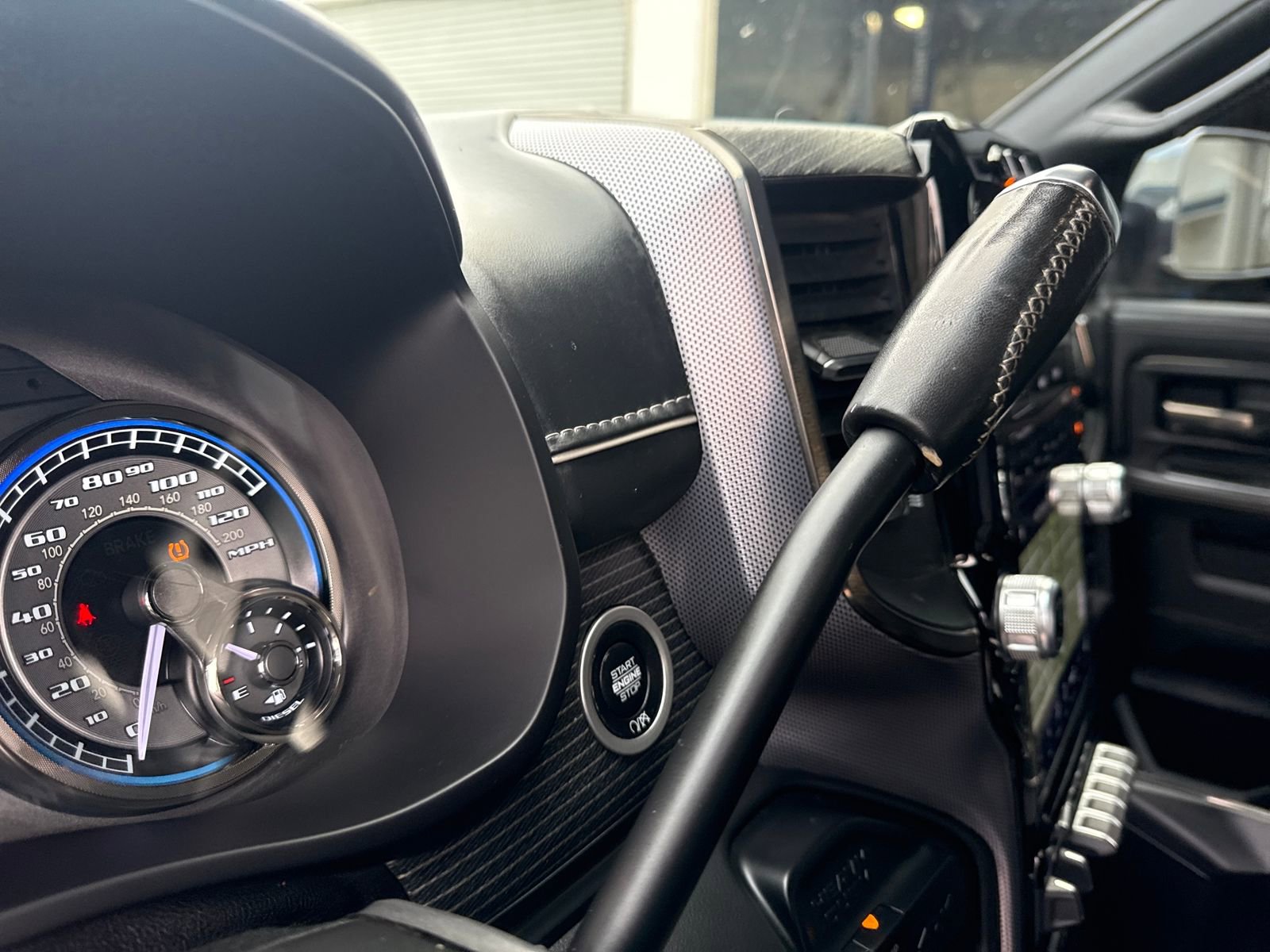 Used 2021 RAM 2500 Limited image 24