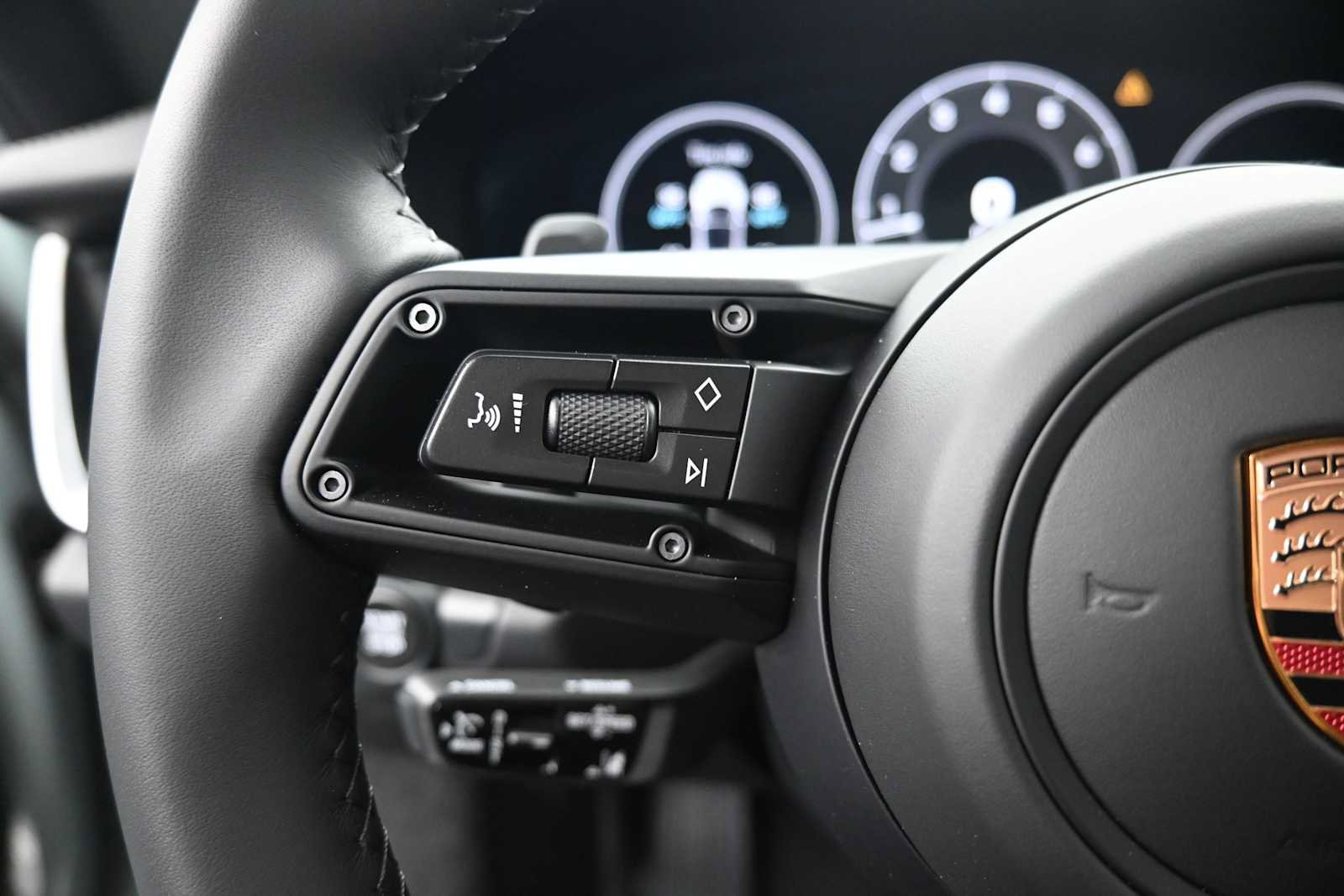 New 2026 Porsche 911 Carrera 4S AWD/4WD image 13