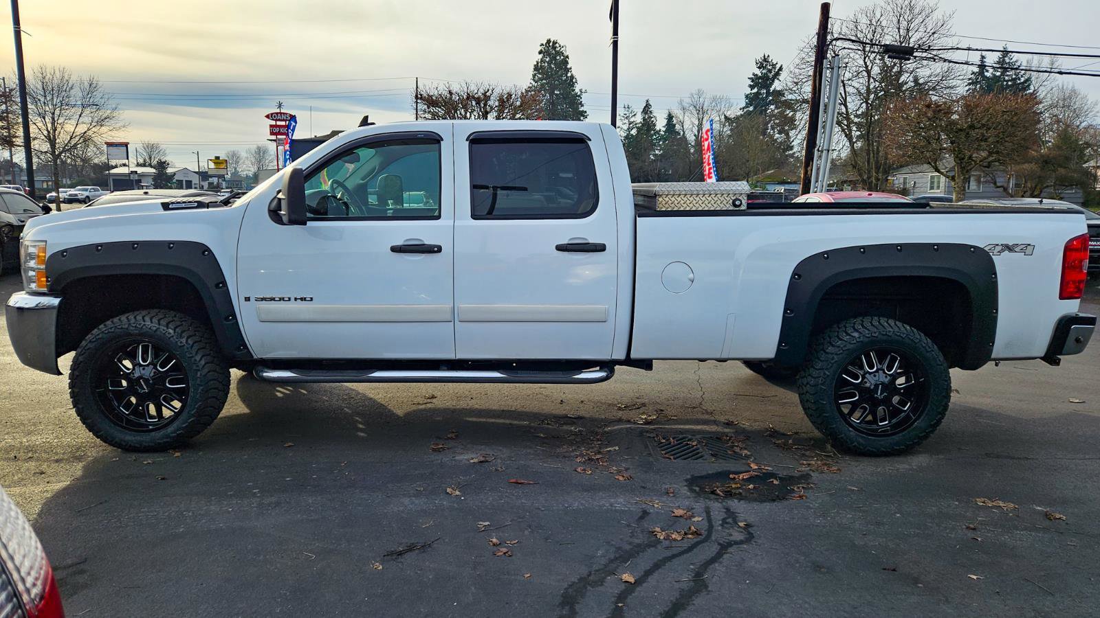 Used 2007 Chevrolet Silverado 3500 LT w/ 1LT Audio Package AWD/4WD image 11