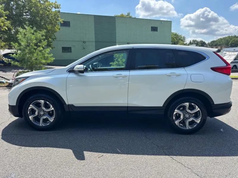 Used 2017 Honda CR-V EX image 2