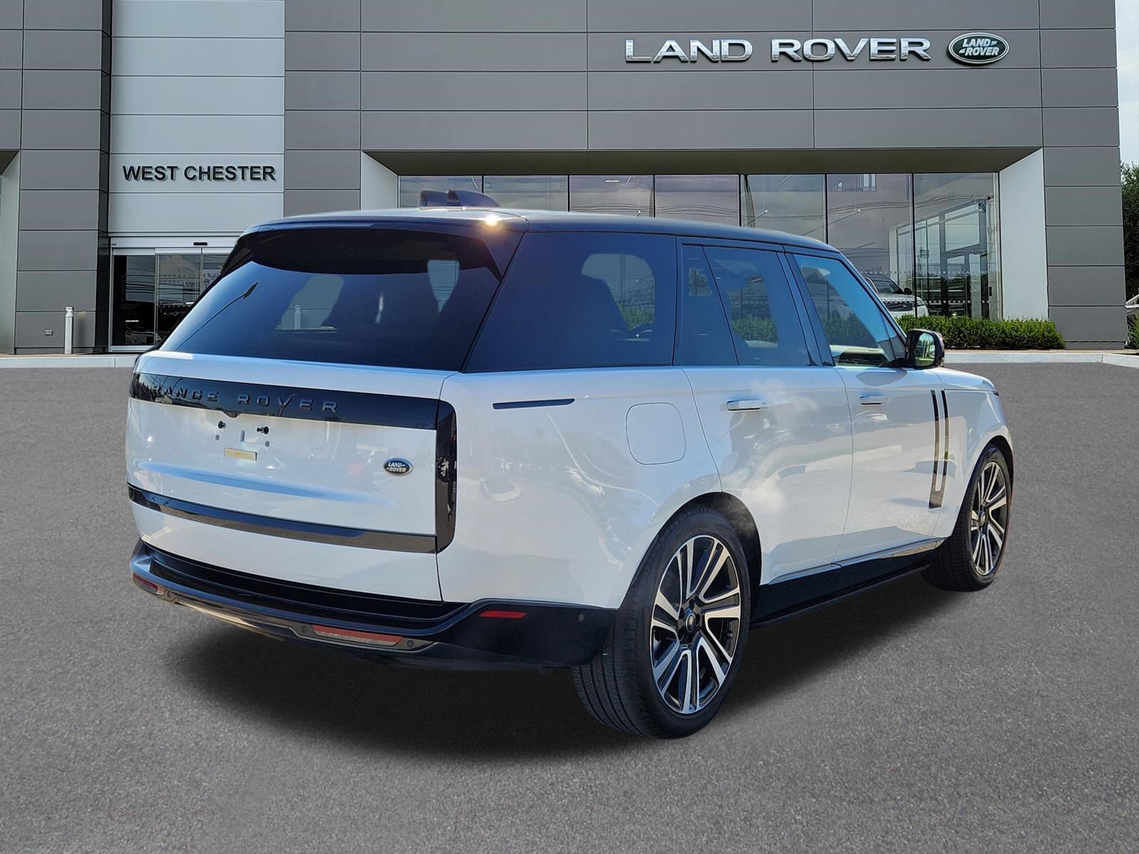 Certified 2023 Land Rover Range Rover SE AWD/4WD image 4
