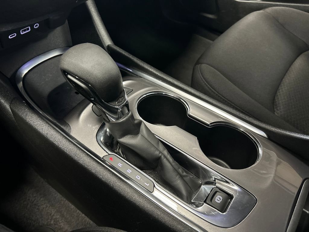 Used 2024 Chevrolet Malibu LT FWD image 24