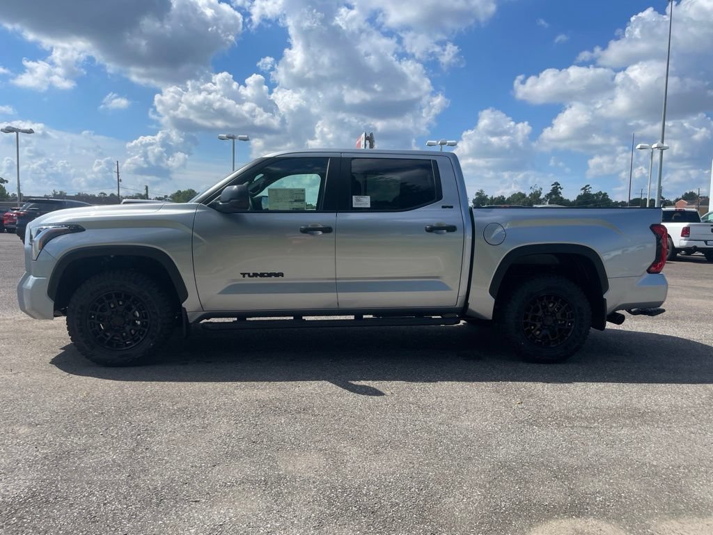 New 2026 Toyota Tundra SR5 AWD/4WD image 4