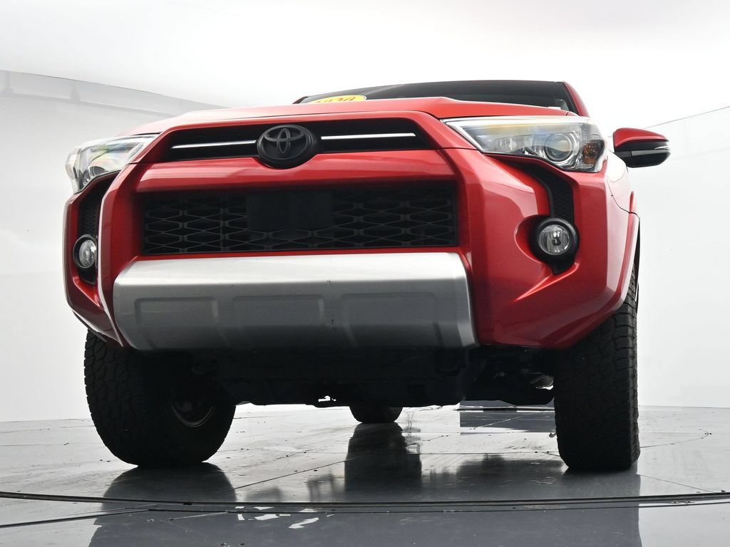 Used 2020 Toyota 4Runner TRD Off-Road Premium w/ Moonroof Package AWD/4WD image 30