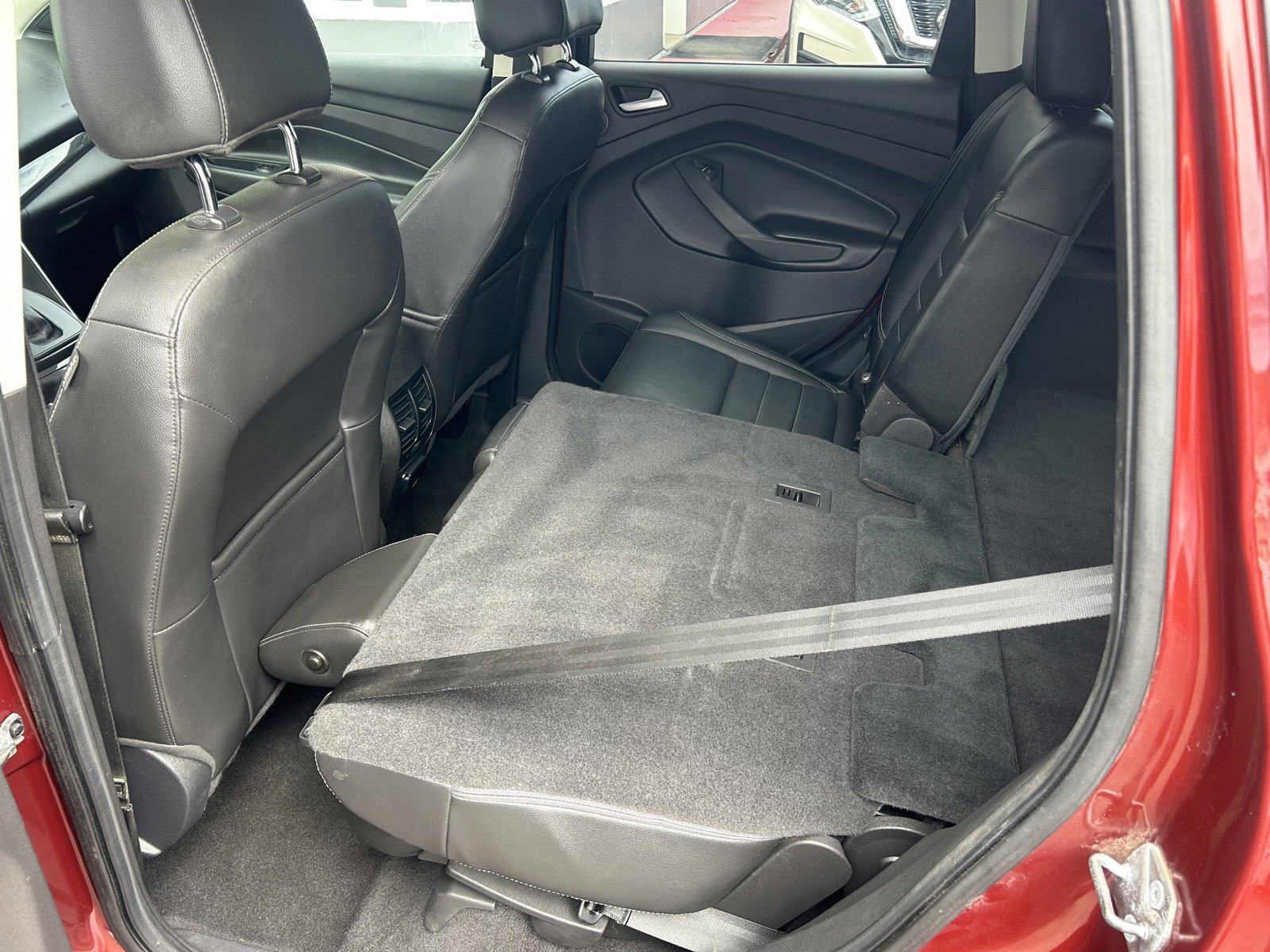 Used 2015 Ford Escape Titanium AWD/4WD image 17