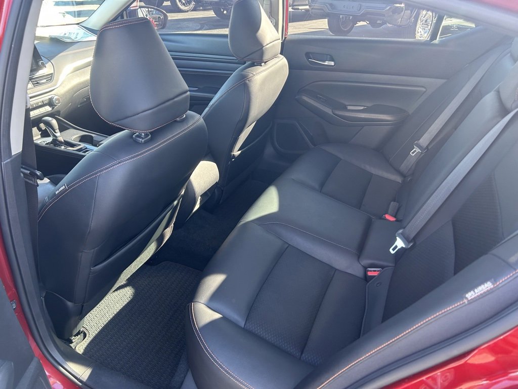 Used 2020 Nissan Altima 2.5 SR w/ Premium Package image 10