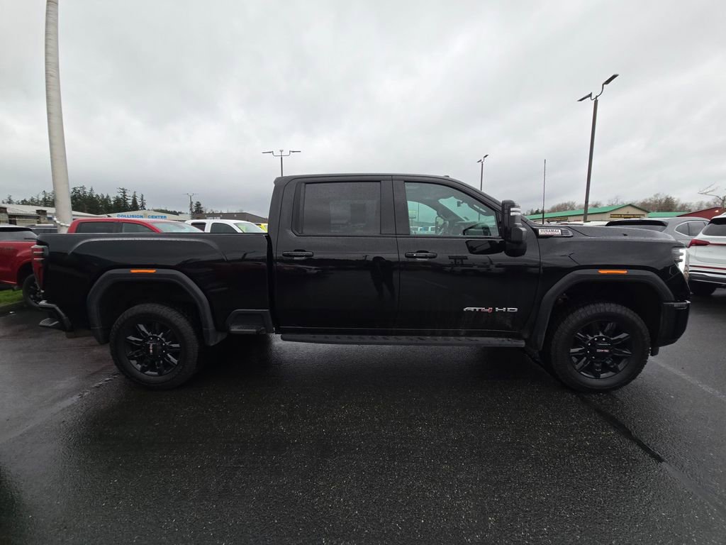 Used 2024 GMC Sierra 2500 AT4 w/ AT4 Premium Plus Package AWD/4WD image 2