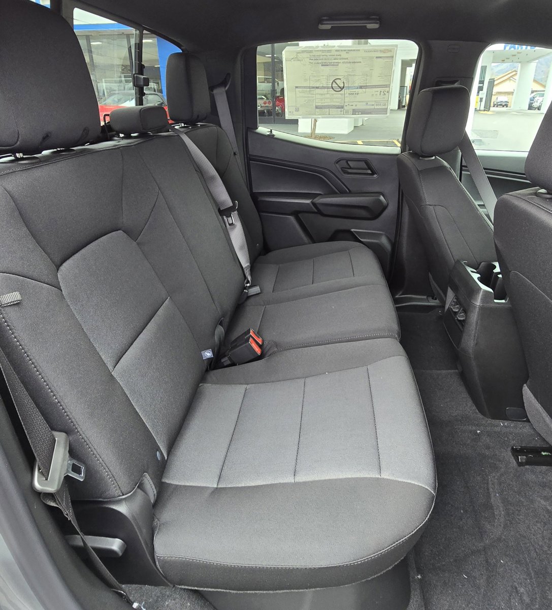 Used 2024 Chevrolet Colorado W/T w/ Technology Package image 17