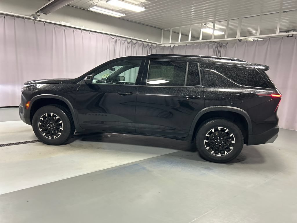 Used 2024 Chevrolet Traverse Z71 w/ LPO, Floor Liner Package AWD/4WD image 4