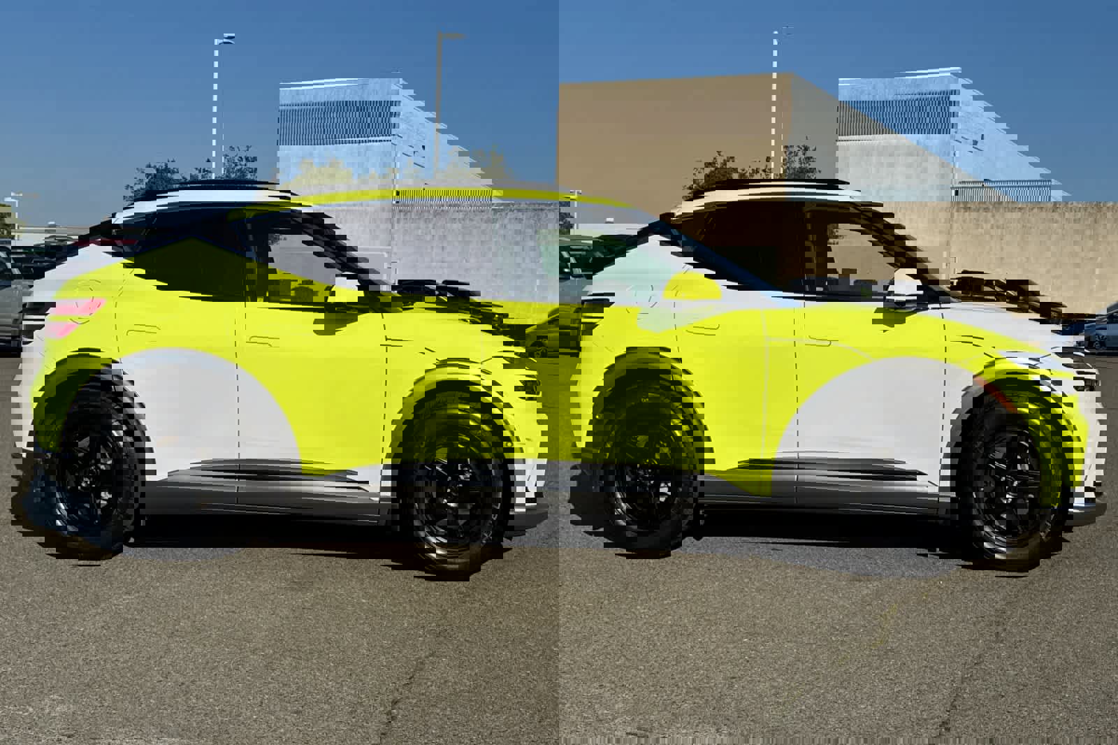 Used 2023 Genesis GV60 Advanced image 6