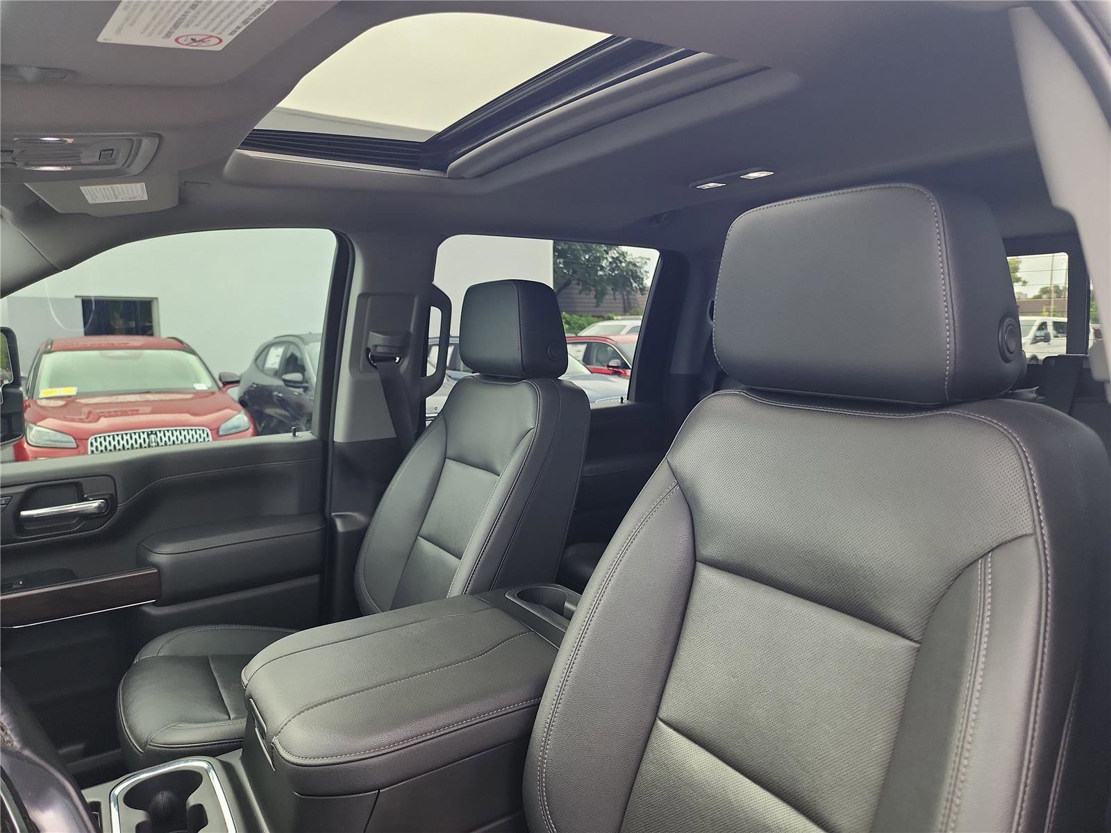 Used 2023 GMC Sierra 2500 SLT w/ SLT Convenience Package image 16