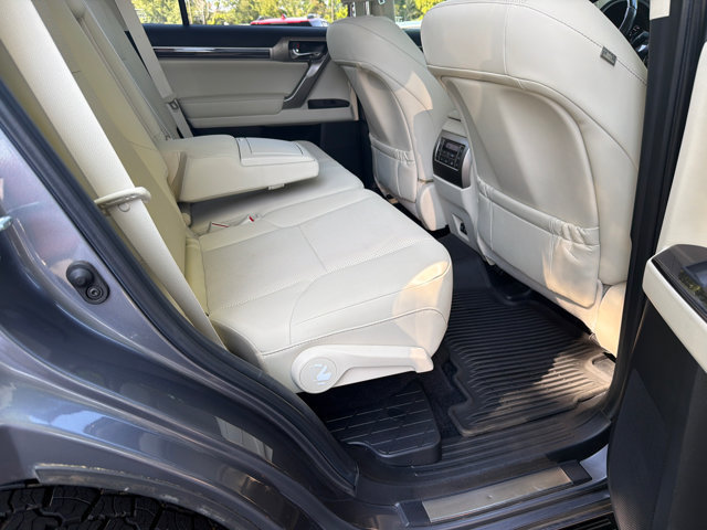 Used 2020 Lexus GX 460 Premium w/ Premium Package AWD/4WD image 15