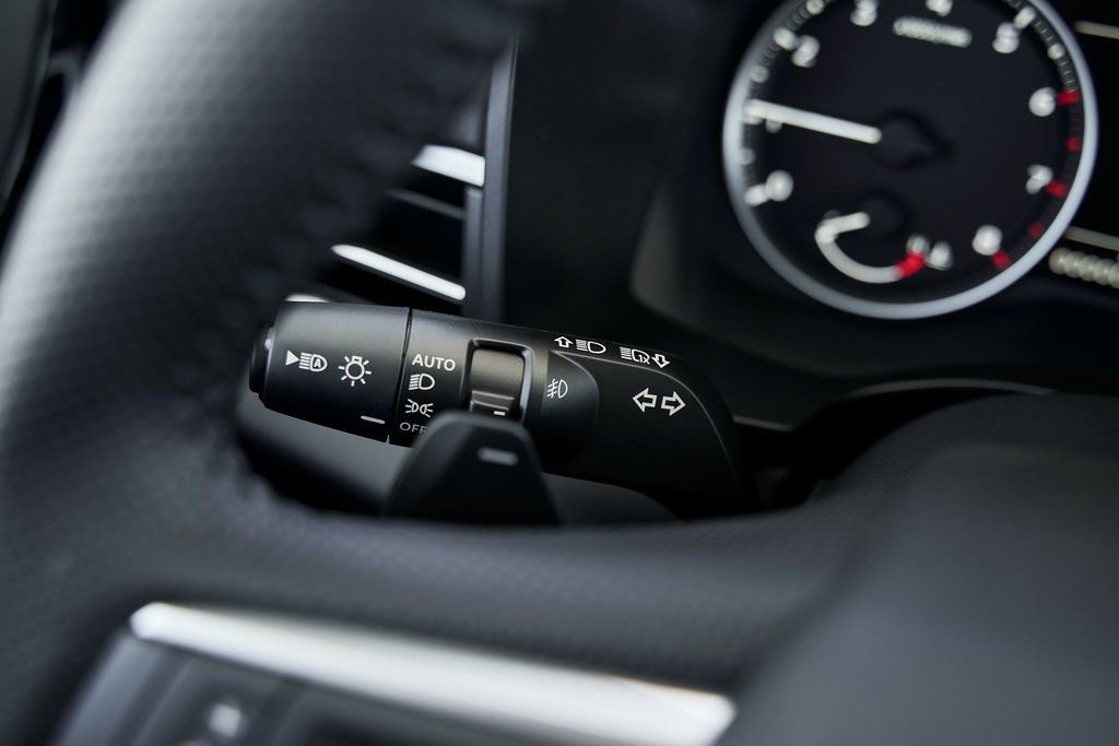 Used 2025 Mitsubishi Outlander SE FWD image 37