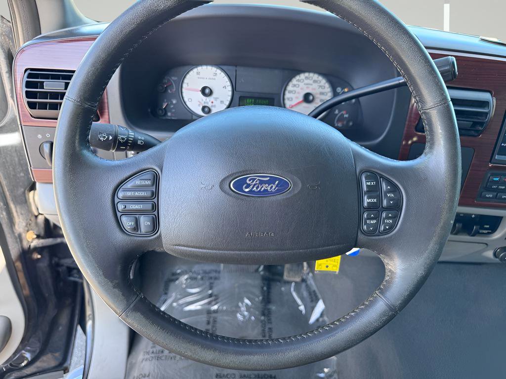 Used 2006 Ford F350 Lariat AWD/4WD image 13