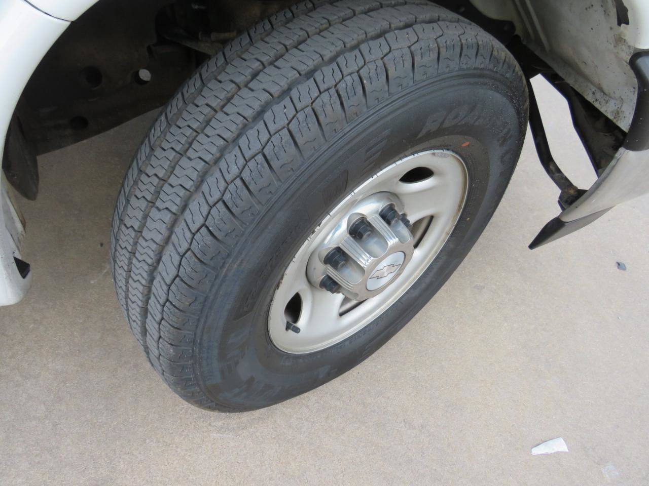 Used 2018 Chevrolet Express 3500 LT w/ LT Preferred Equipment Group RWD image 21