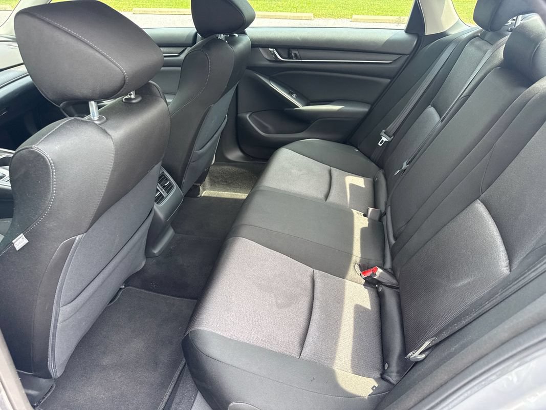 Used 2020 Honda Accord EX image 11