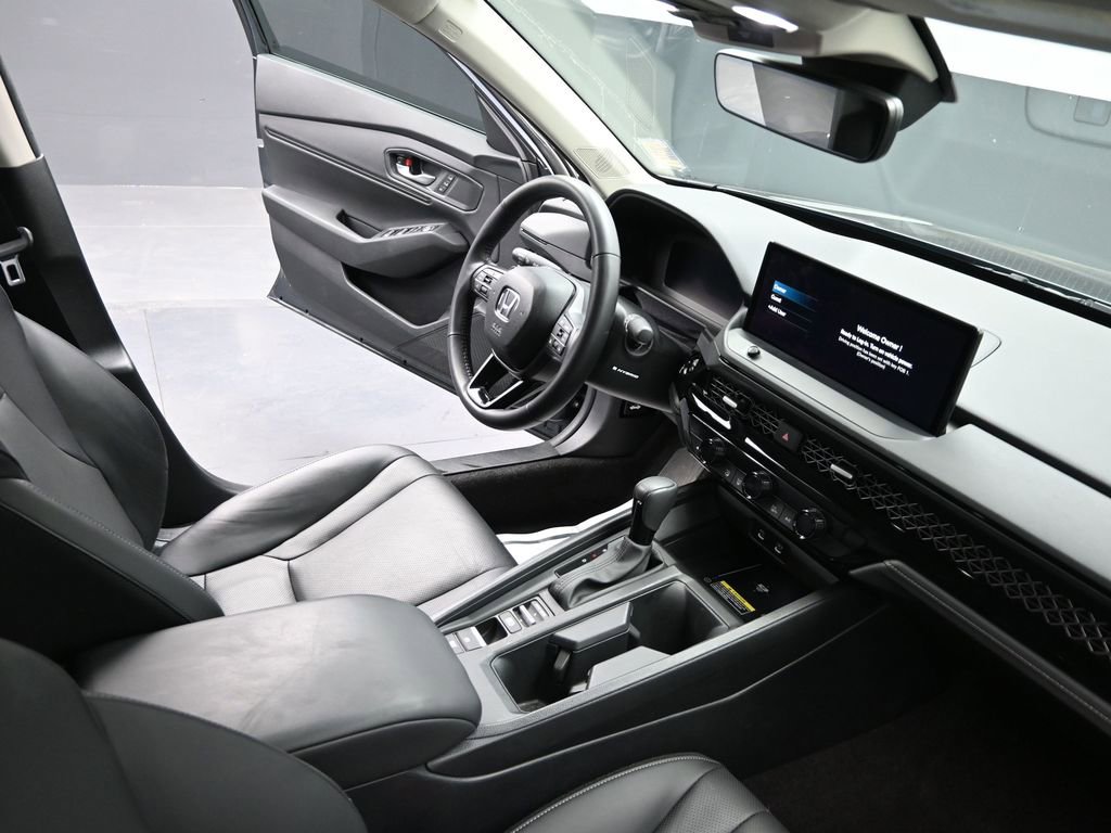 Used 2025 Honda Accord EX-L image 16