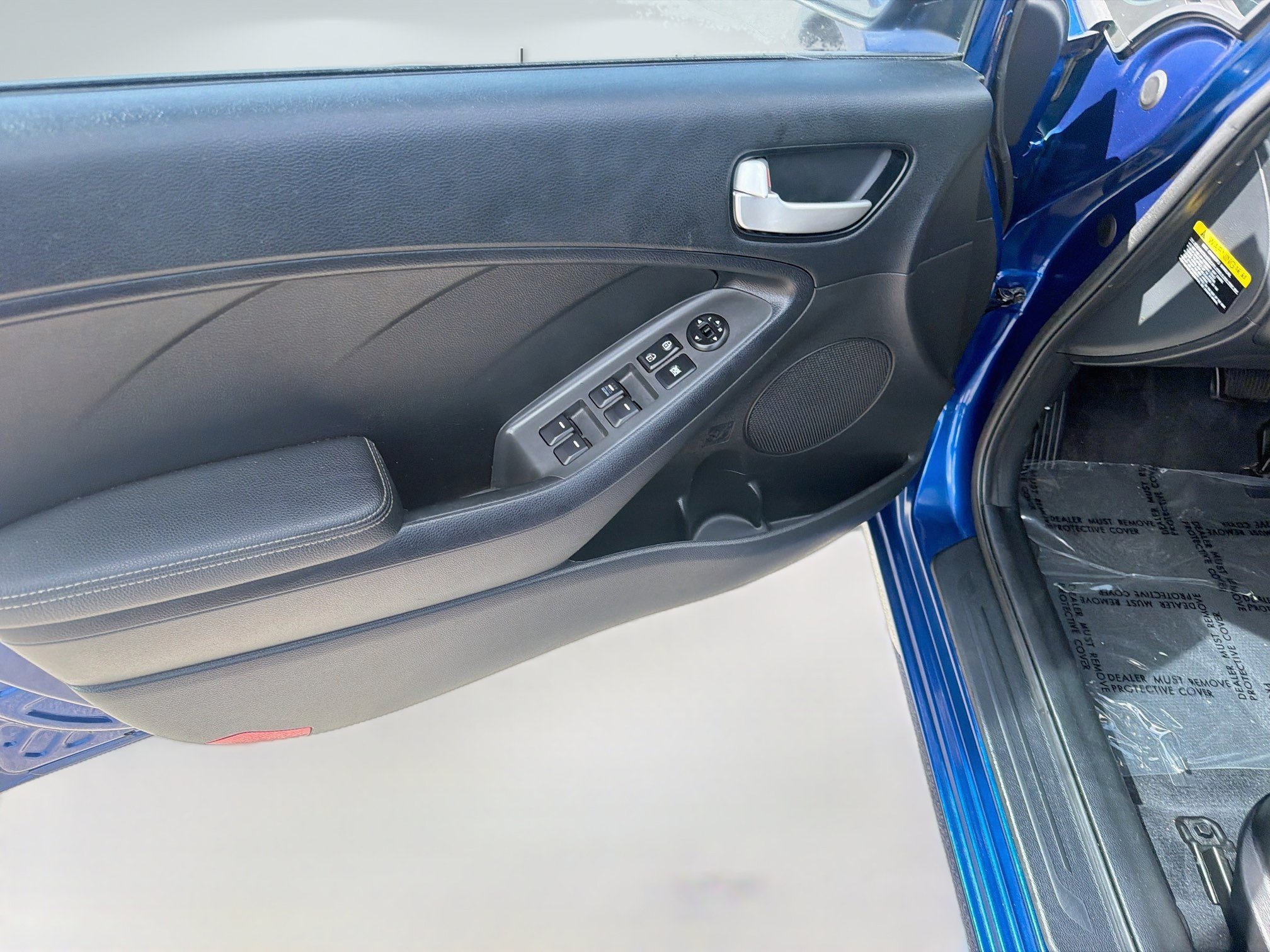 Used 2018 Kia Forte LX w/ LX Rear Camera Package FWD image 19