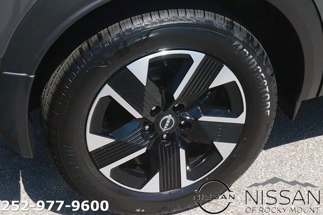 New 2026 Nissan Kicks SV AWD/4WD image 7