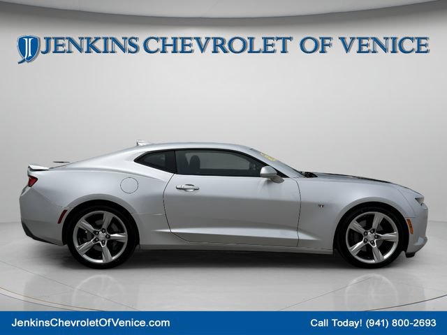 Used 2018 Chevrolet Camaro SS RWD image 3